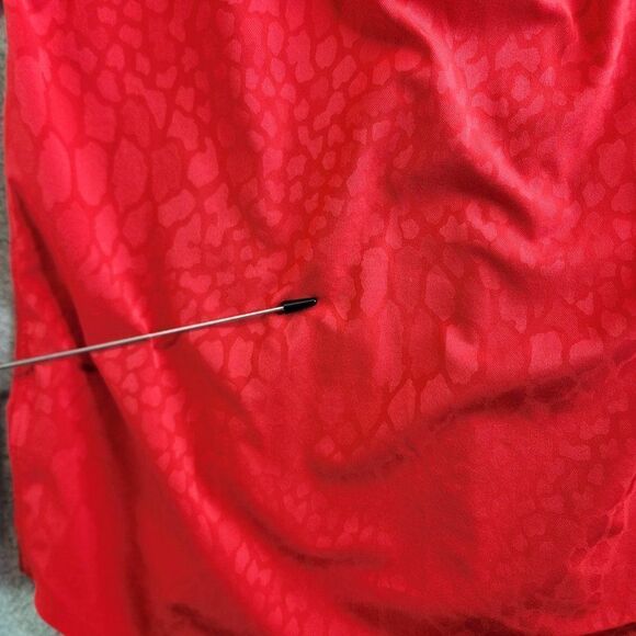 Athleta Urbanite Top Womens XS Red Leopard Vented Commuter Wicking UPF Cooling - Picture 9 of 16